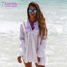 Women′s V-Neck Long Sleeve White Tunic Shirt